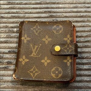 Louis Vuitton Monogram Canvas Wallet in Brown and Gold